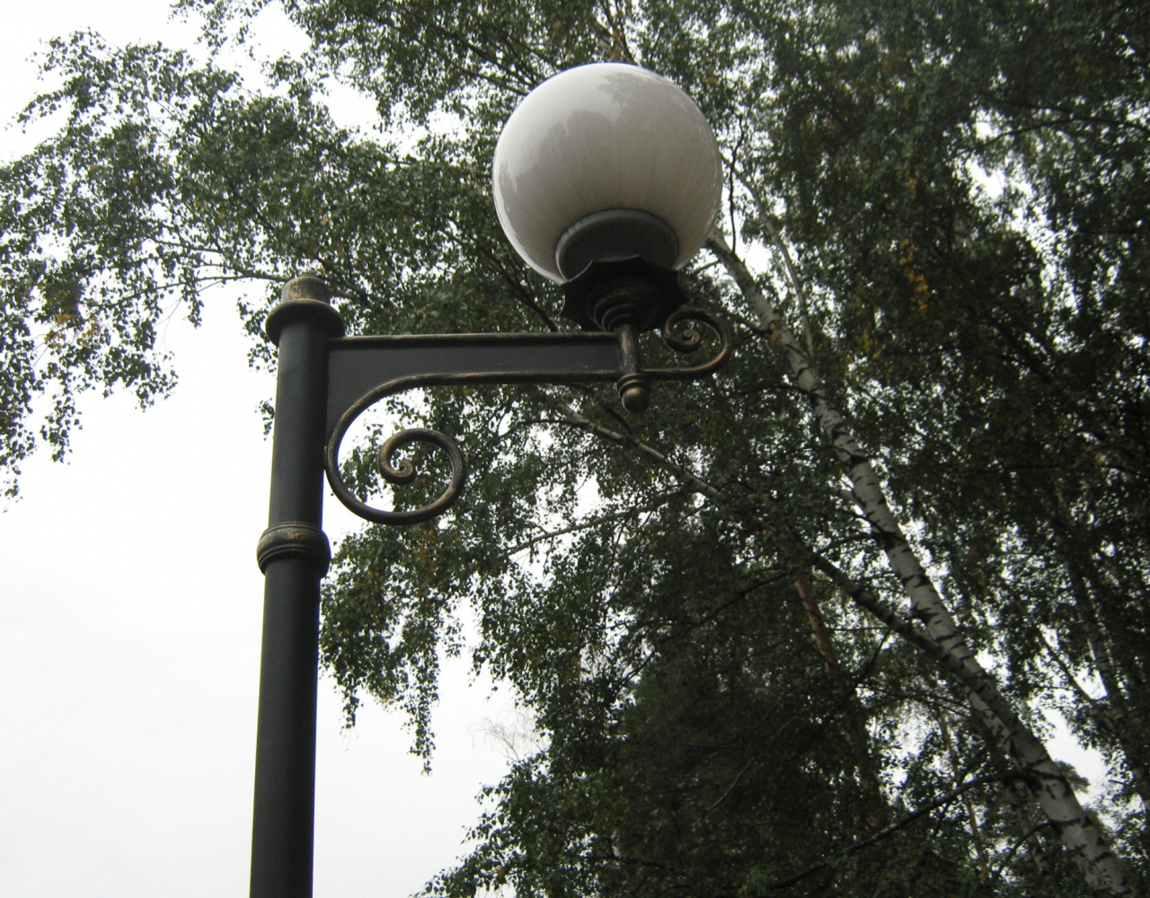 Кованый фонарь для улицы и парка КСФ-083