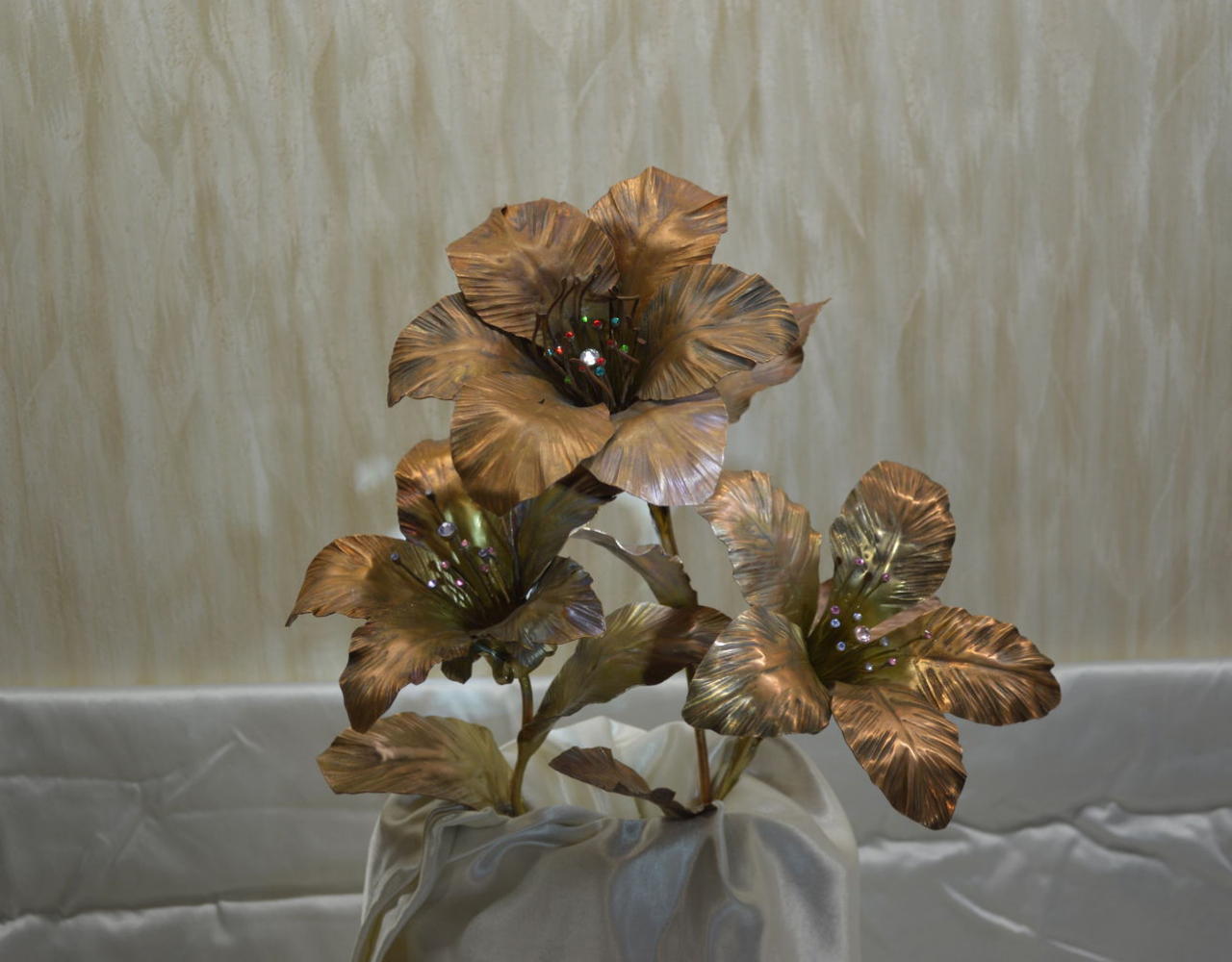 Кованые позолоченные цветы КЦВ-051