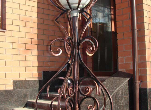 Кованый ажурный фонарь в бронзовом цвете КСФ-004