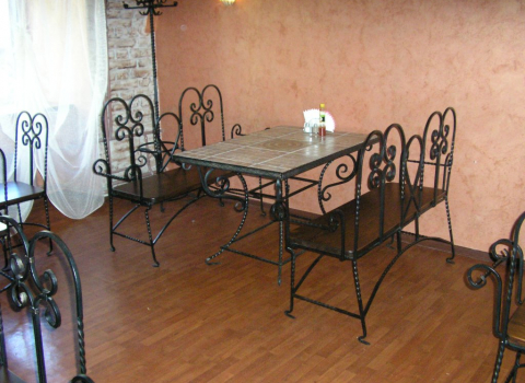 Кованые столы и стулья для столовой и кафе СТЛ-047