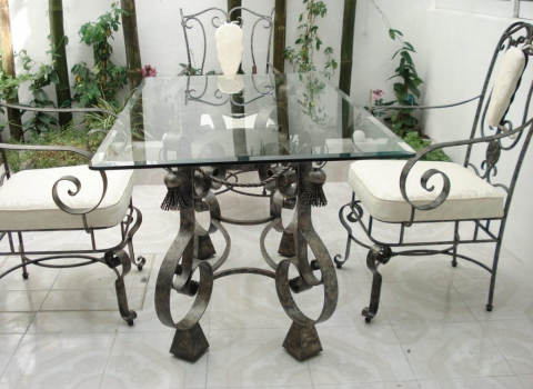 Кованый стол и стулья оригинального дизайна СТЛ-051