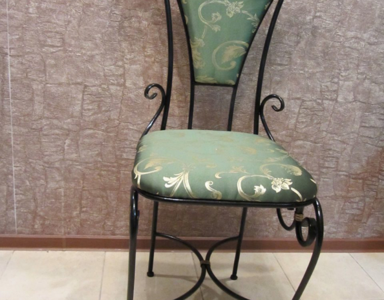 Кованый мягкий стул для дома СТЛ-029