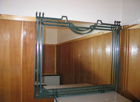 Кованое зеркало в стиле хай-тек КЗР-103